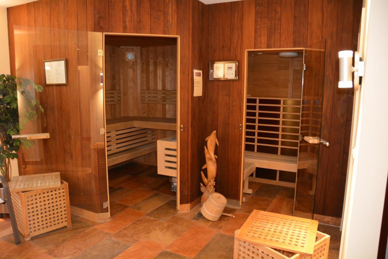 Der Kaiserhof Ried Ried im Innkreis Ngoại thất bức ảnh