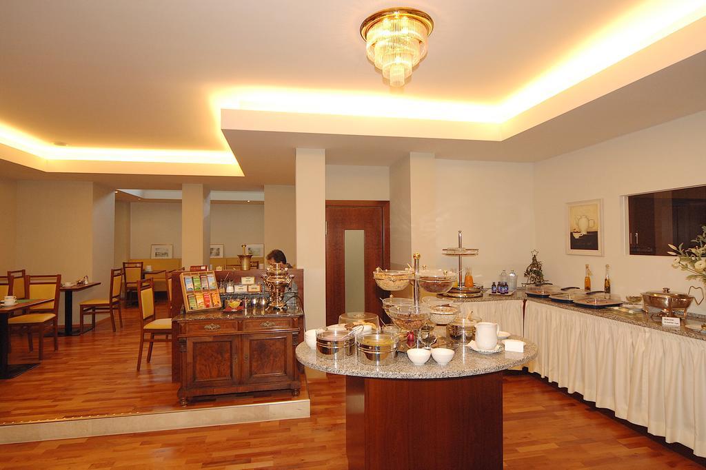 Der Kaiserhof Ried Ried im Innkreis Ngoại thất bức ảnh