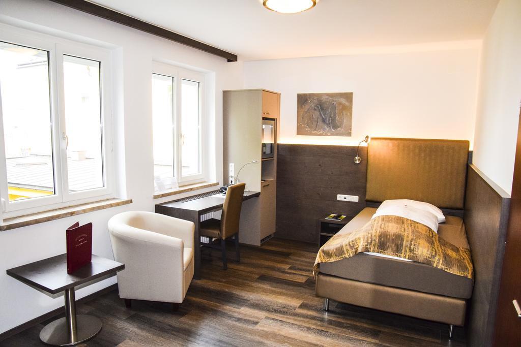 Der Kaiserhof Ried Ried im Innkreis Ngoại thất bức ảnh